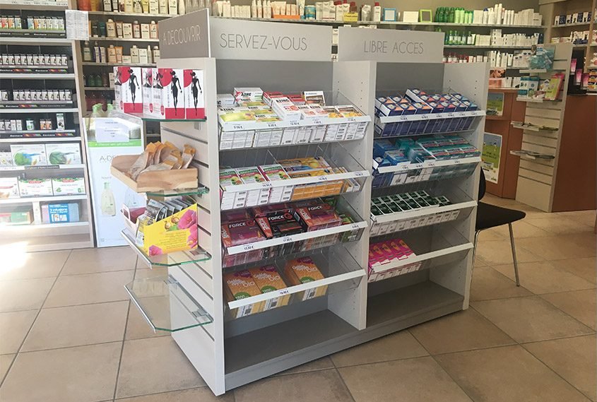 Mobilier de pharmacie sur-mesure par Intemporelles