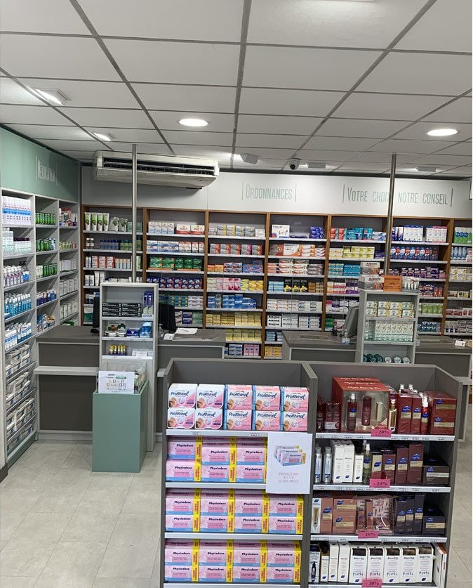 Pharmacie Aristide Briand — vue 4 de l'agencement