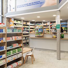 Pharmacie de la Passerelle — Agencement par Intemporelles à Lyon