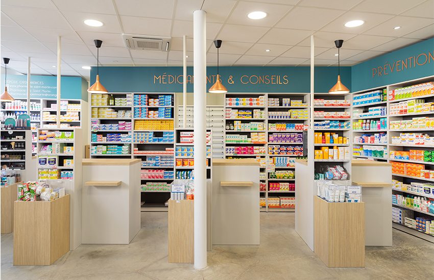 Pharmacie de Saint Martin — vue 4 de l'agencement