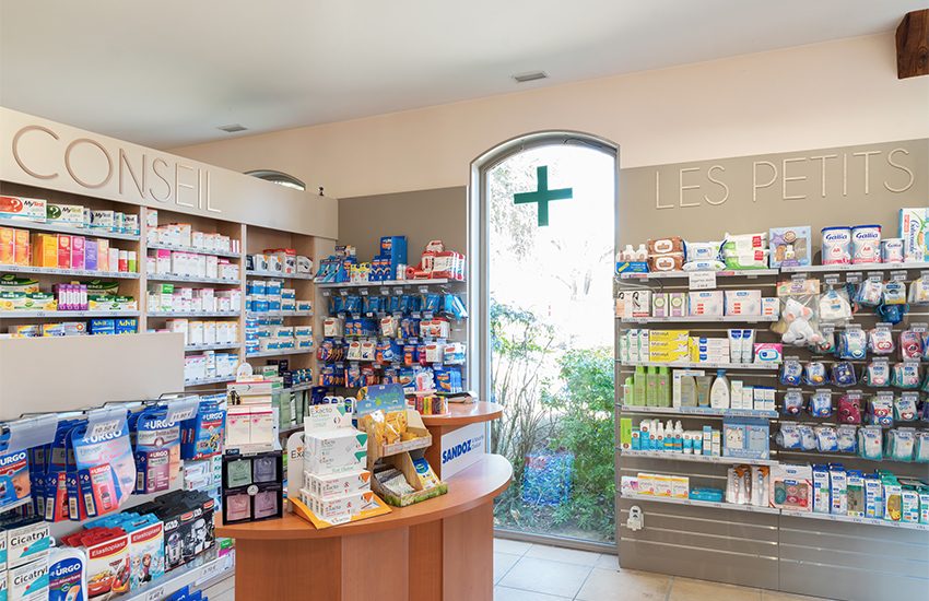 Pharmacie des Cèdres — vue 4 de l'agencement