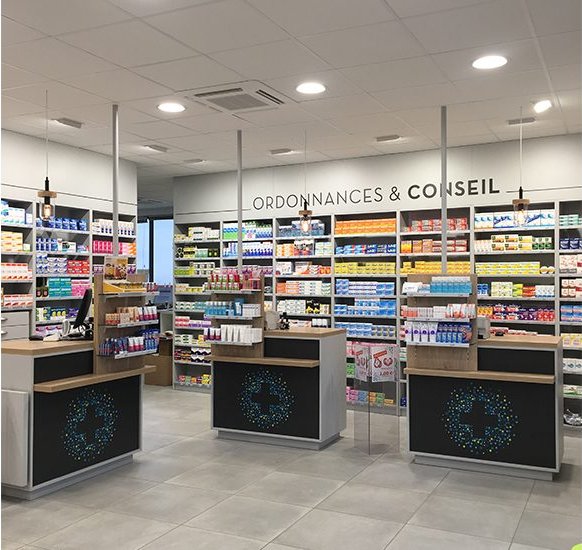 Pharmacie du Barriot — vue 3 de l'agencement
