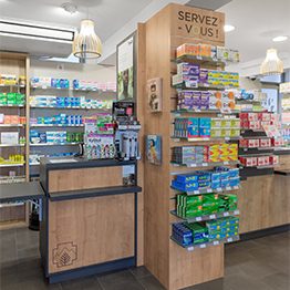 Pharmacie du Buisson — Agencement par Intemporelles à Lyon