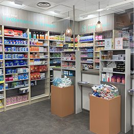 Pharmacie du Champ de Mars — vue 2 de l'agencement
