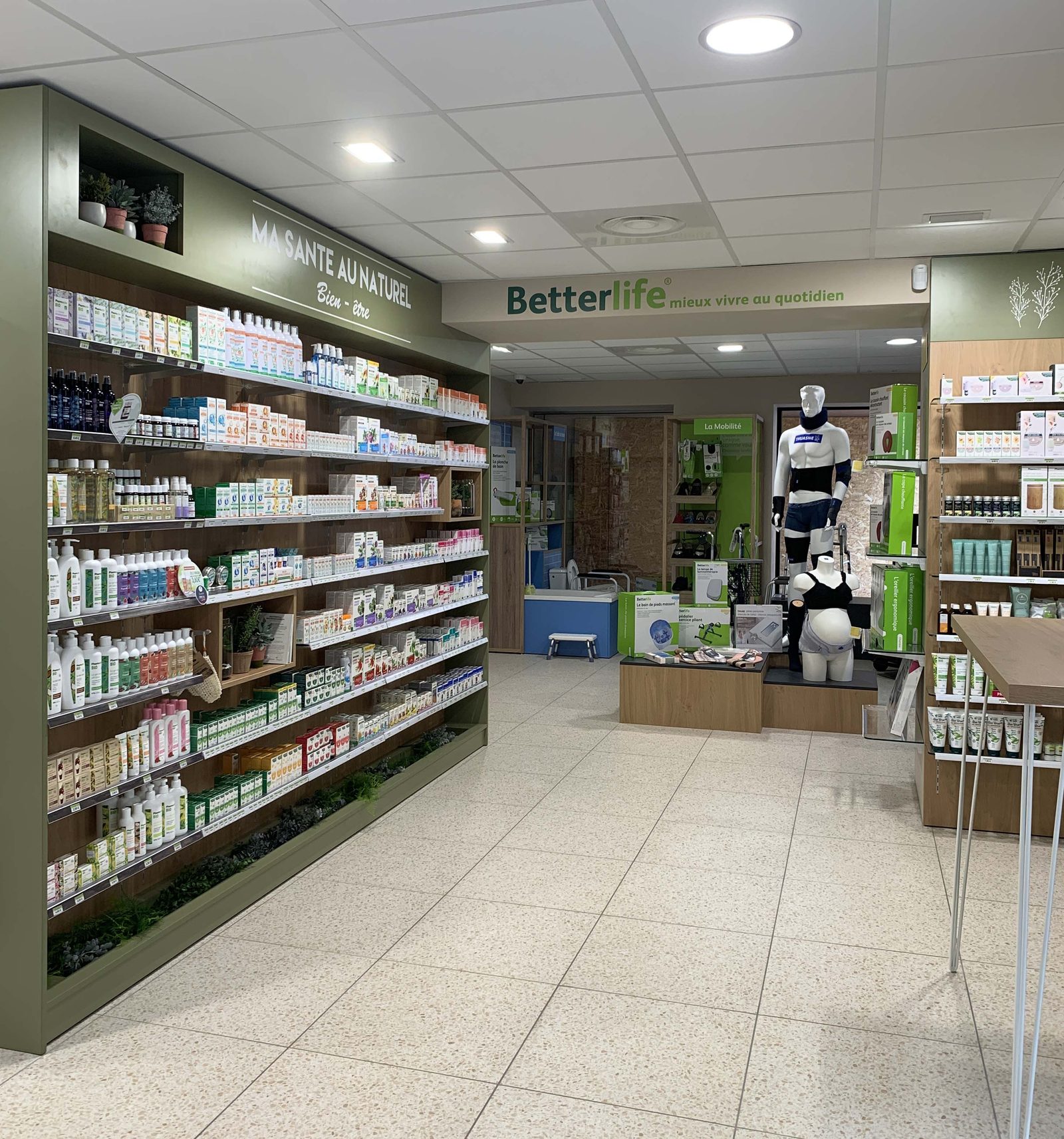 Pharmacie de l'Ain — Transfert par Intemporelles à Lyon
