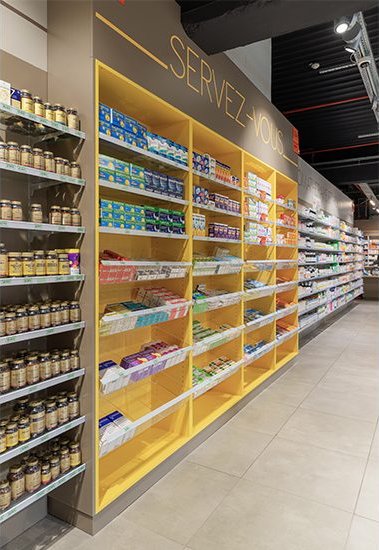 Pharmacie Oddon — vue 3 de l'agencement