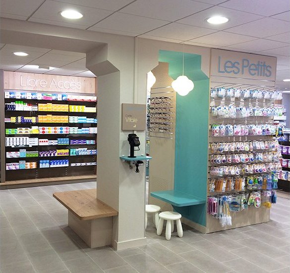 Pharmacie Sart Bouveret — vue 2 de l'agencement