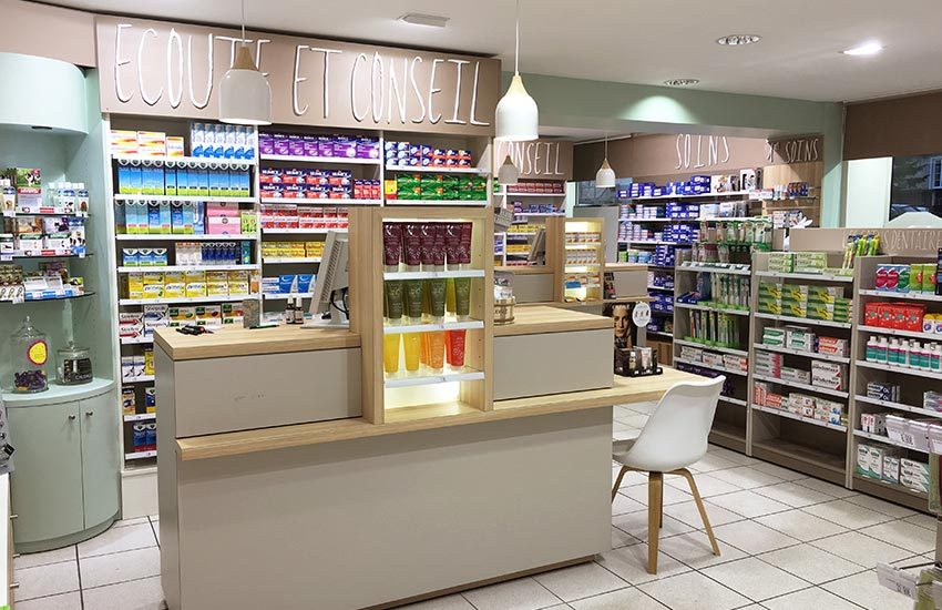 Pharmacie Wildenthaler — vue 2 de l'agencement
