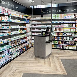 Pharmacie Wilson — Agencement par Intemporelles à Lyon